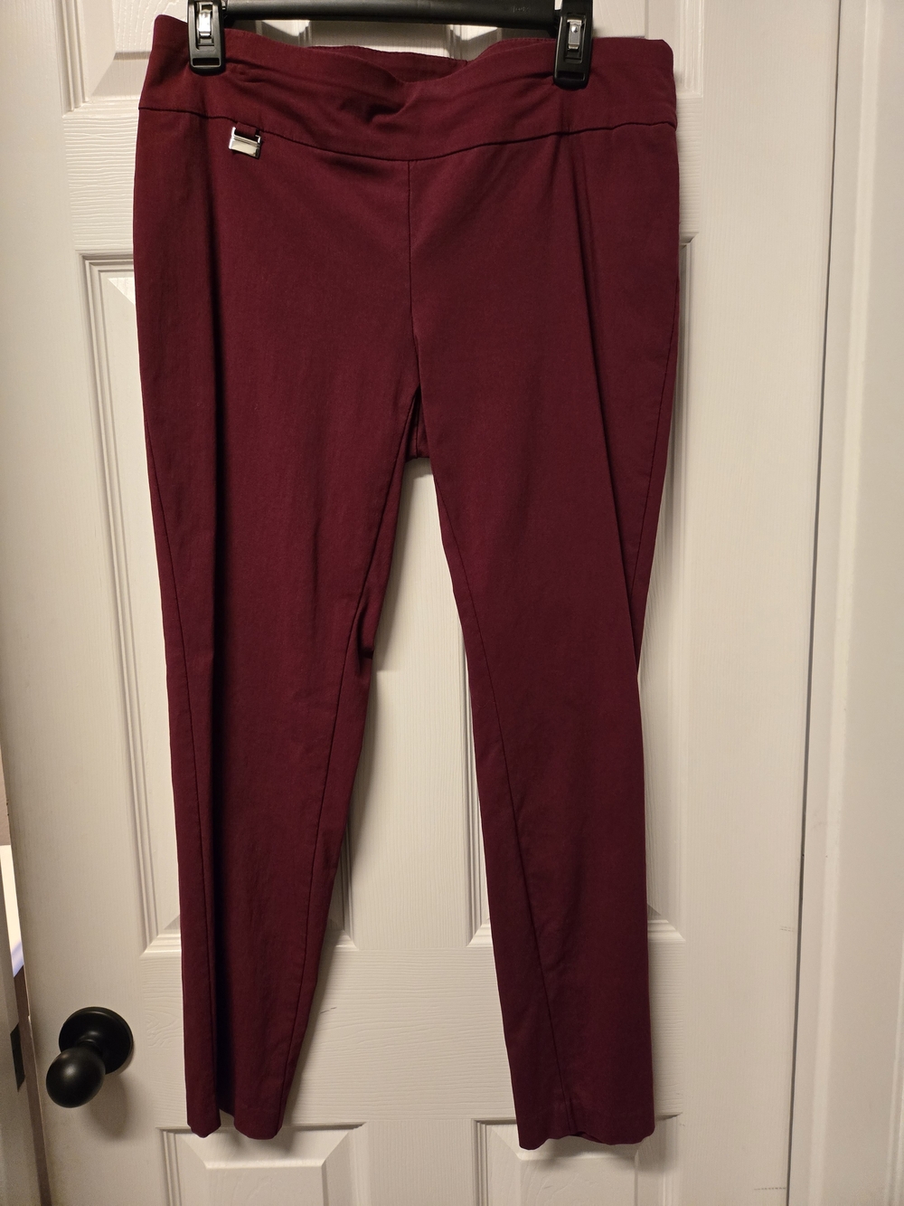 Alfani 12P Slim Ponte Pants in Burgundy